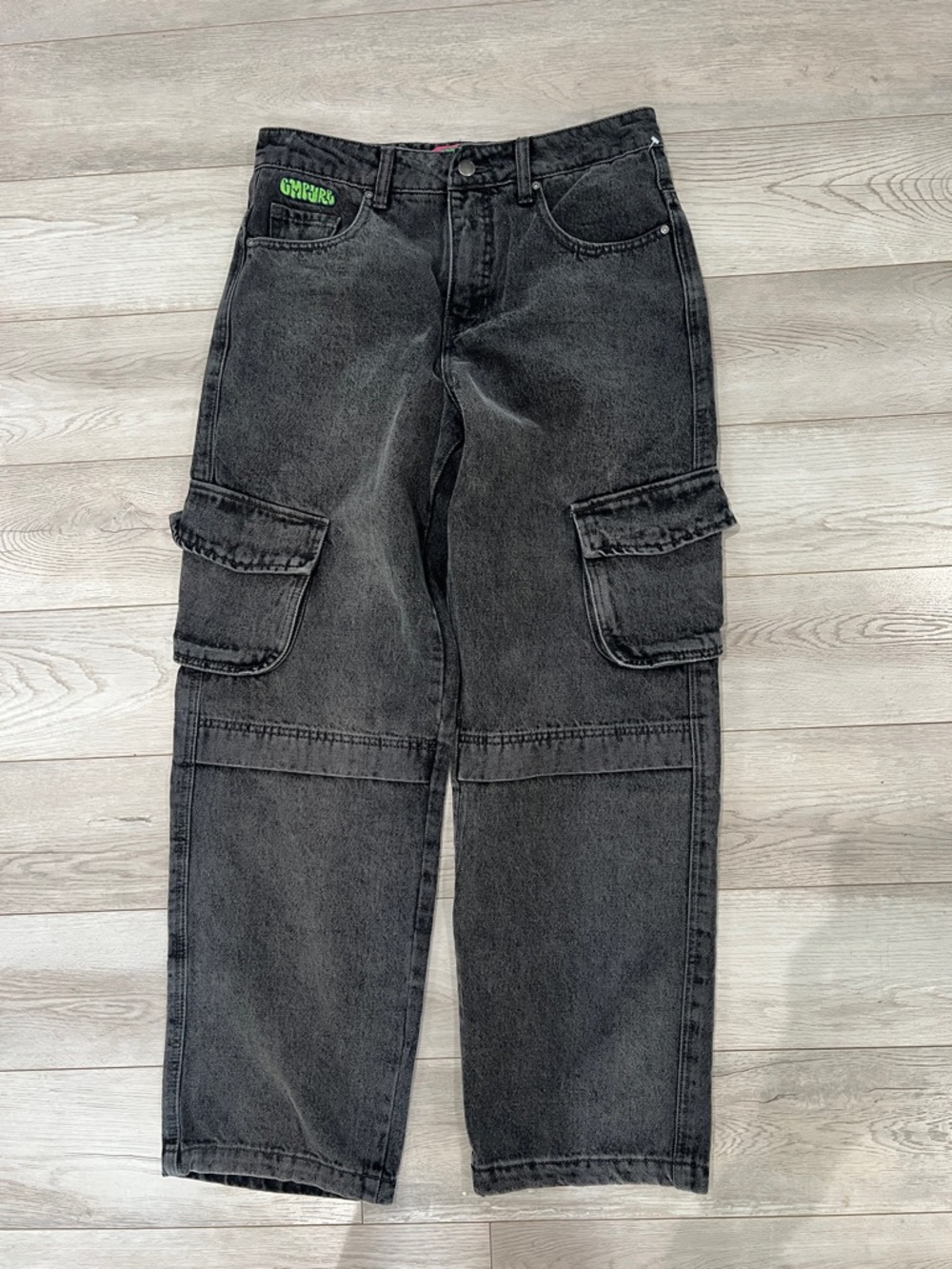 Brand new women’s jeans, with the tag! Super cute and stylish